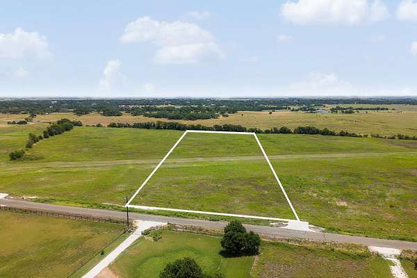 4 Acres of Land for Sale in Georgetown, Texas
