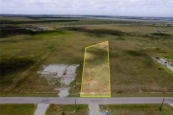 3 Acres of Residential Land for Sale in Rockport, Texas
