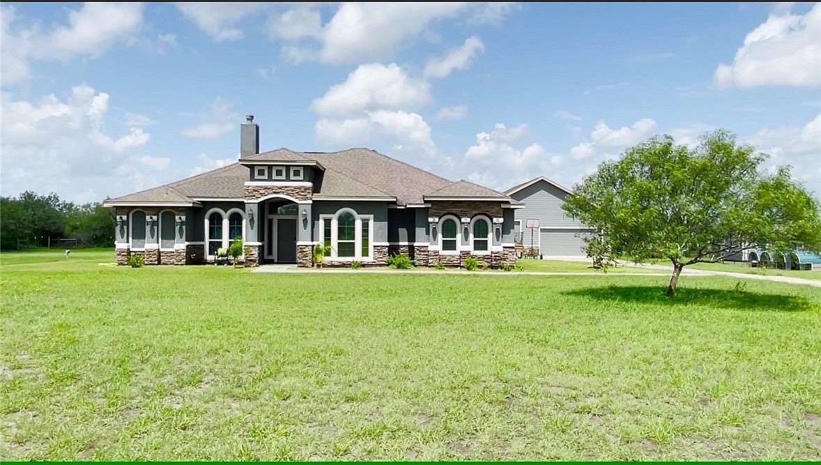 21.5 Acres of Agricultural Land with Home for Sale in Orange Grove, Texas