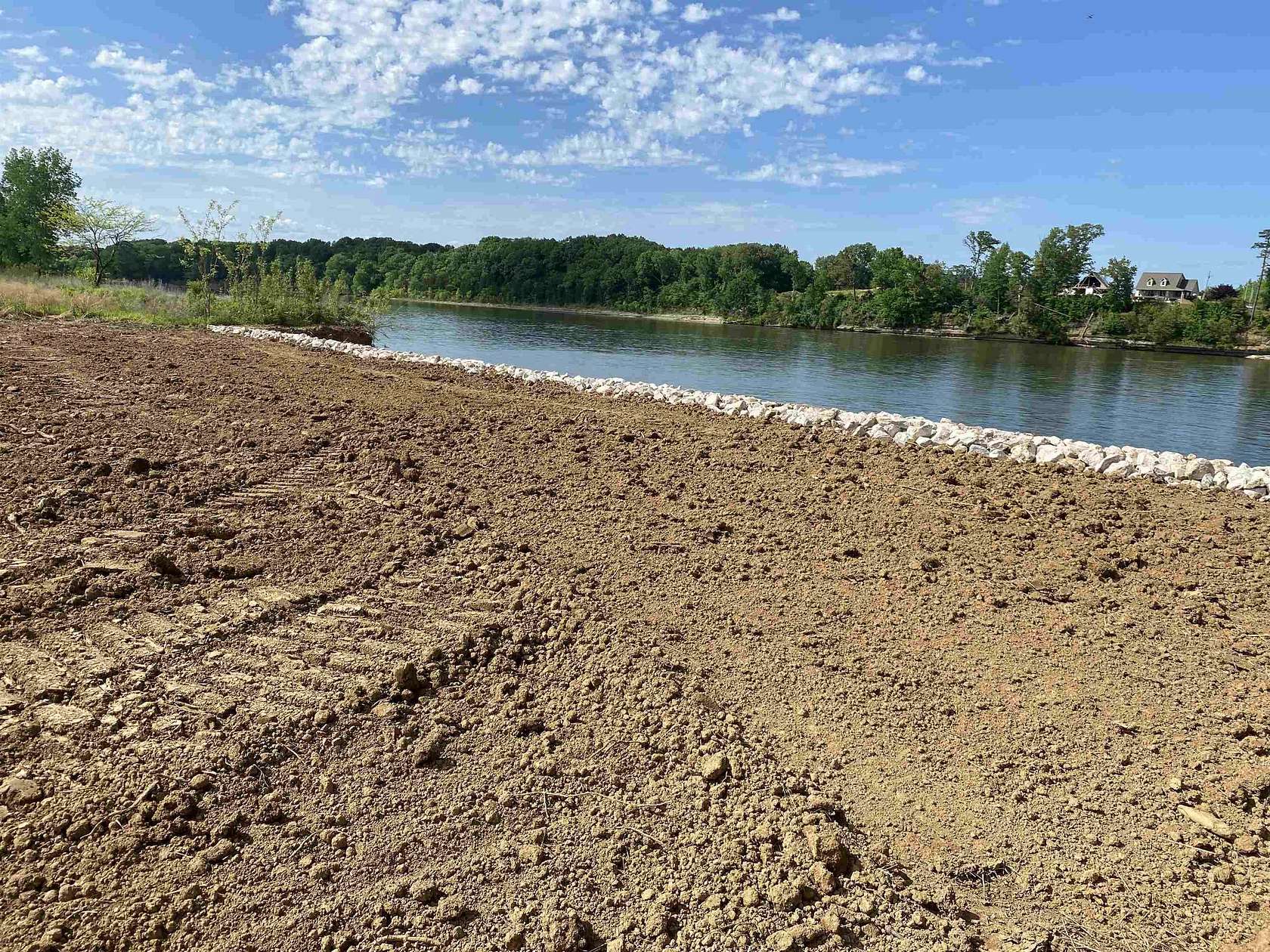 1 Acre of Residential Land for Sale in Savannah, Tennessee