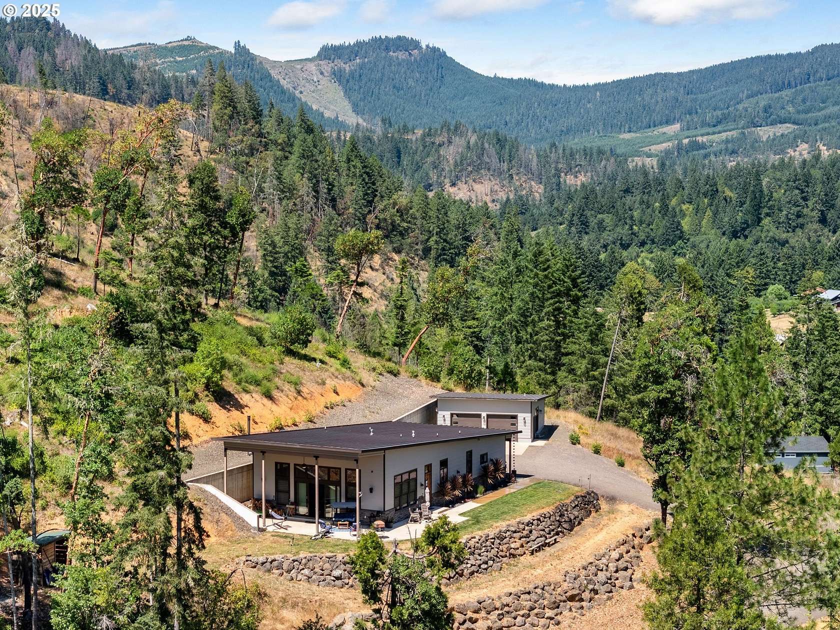 24 Acres of Land with Home for Sale in Umpqua, Oregon