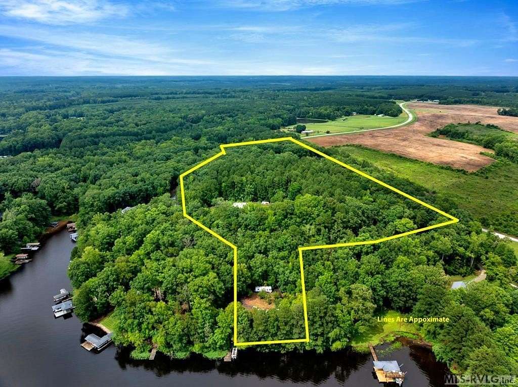 20 Acres of Land with Home for Sale in Bracey, Virginia