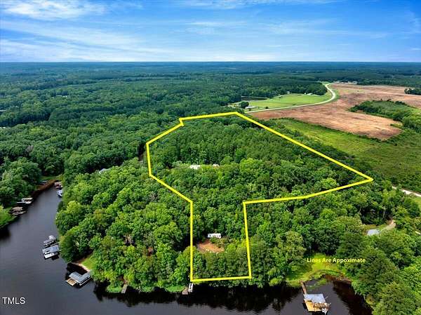 20 Acres of Land with Home for Sale in Bracey, Virginia