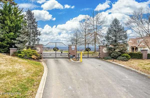 0.86 Acres of Residential Land for Sale in Mooresburg, Tennessee