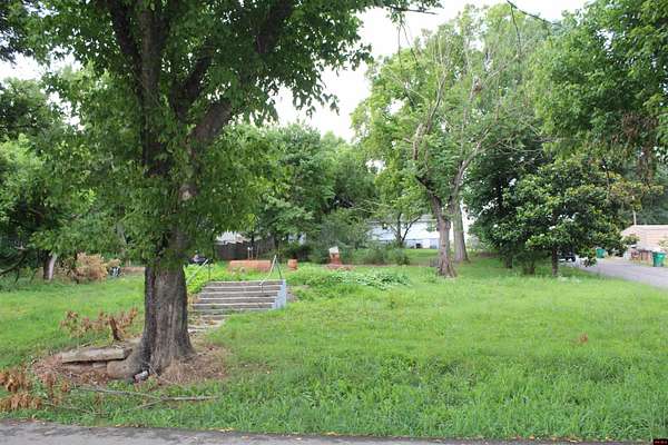 0.6 Acres of Residential Land for Sale in Flippin, Arkansas