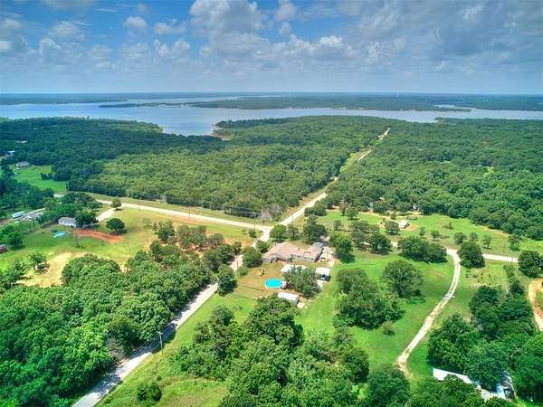 7.5 Acres of Land with Home for Sale in Norman, Oklahoma