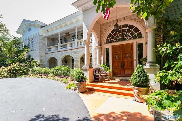 14 Acres of Land with Home for Sale in Trinity, Alabama