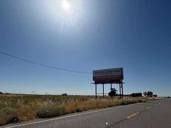 3.35 Acres of Commercial Land for Sale in Madera, California