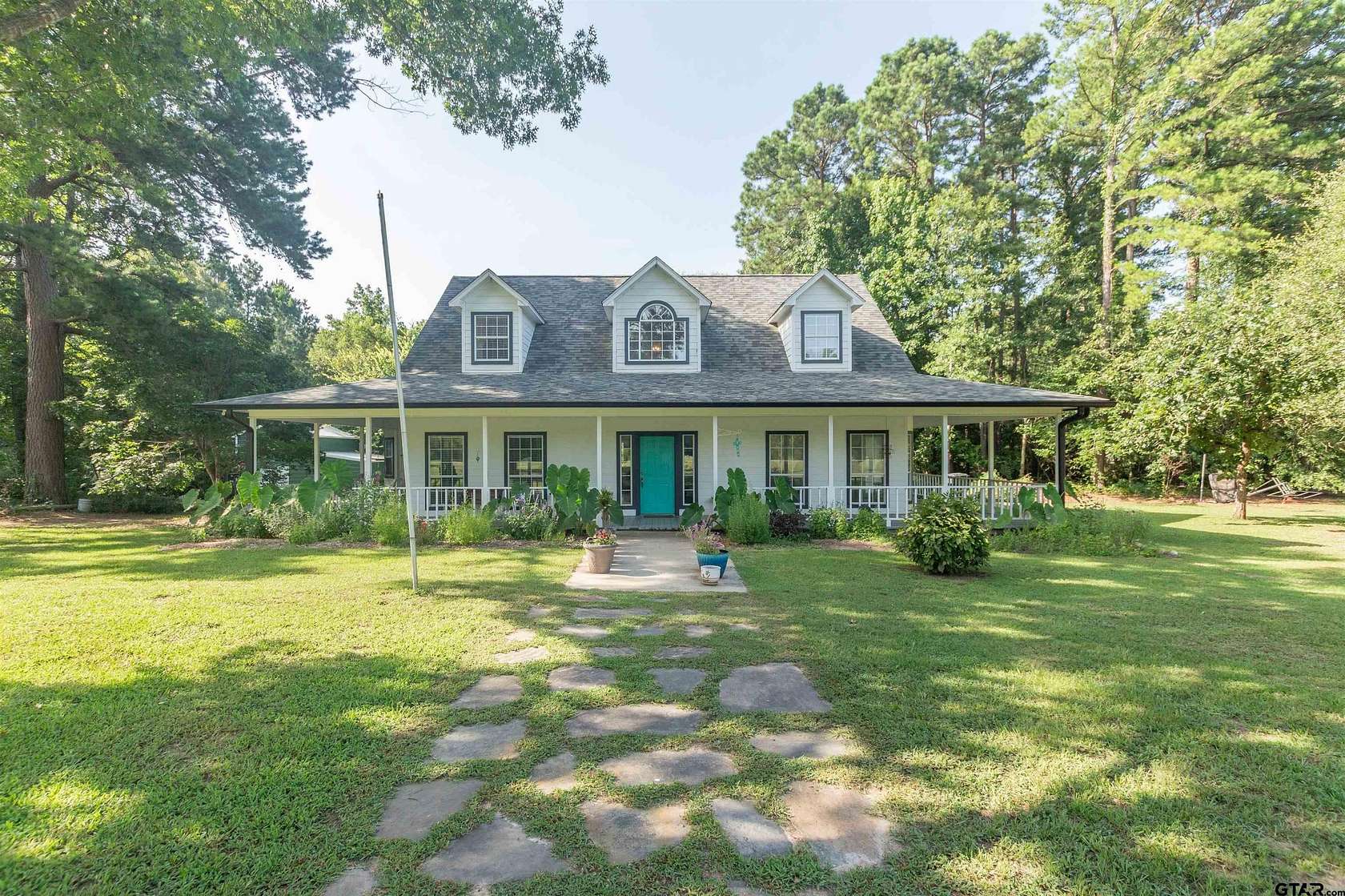 22.2 Acres of Recreational Land with Home for Sale in Tyler, Texas