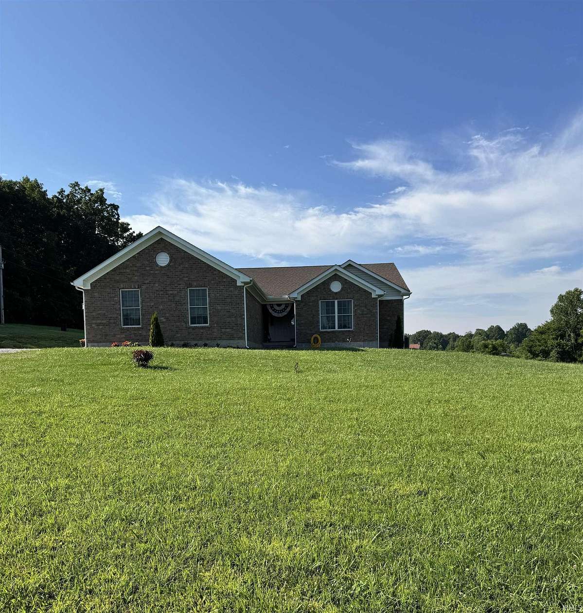 3 Acres of Residential Land with Home for Sale in Bloomfield, Indiana