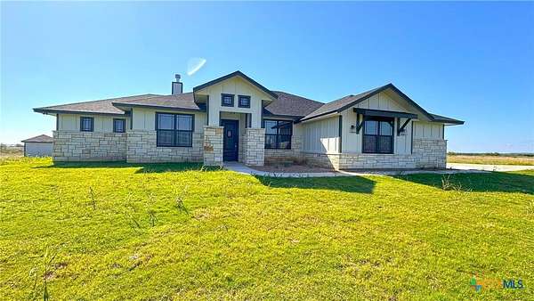 18.4 Acres of Land with Home for Sale in Copperas Cove, Texas