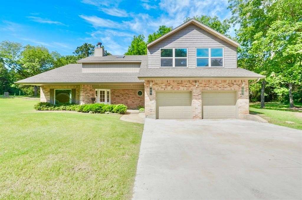 10 Acres of Residential Land with Home for Sale in Shawnee, Oklahoma