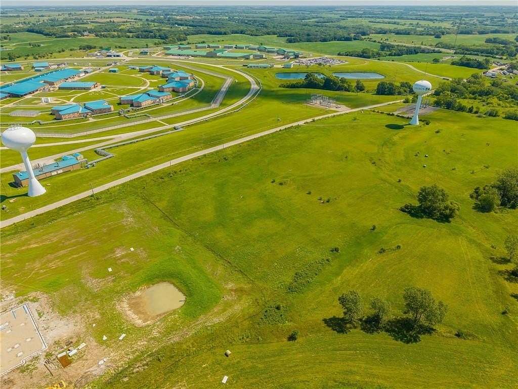 4 Acres of Mixed-Use Land for Sale in Cameron, Missouri