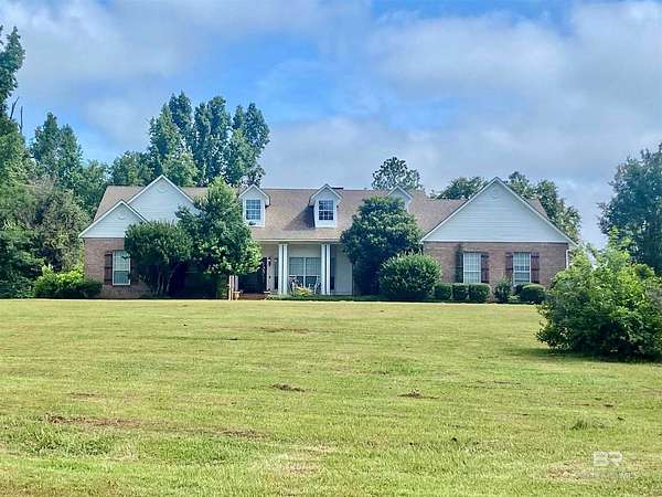 3.49 Acres of Residential Land with Home for Sale in Monroeville, Alabama