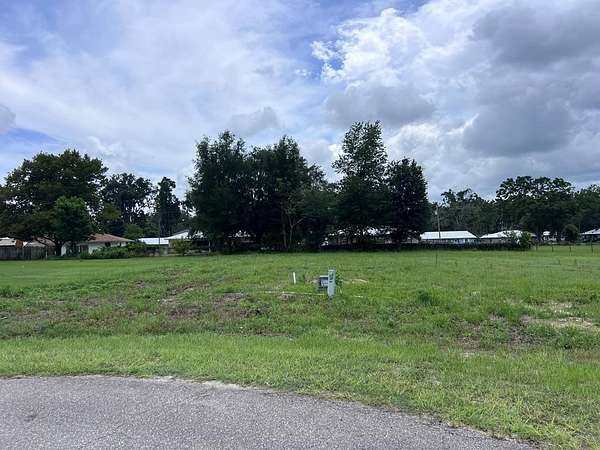 0.32 Acres of Residential Land for Sale in Chiefland, Florida