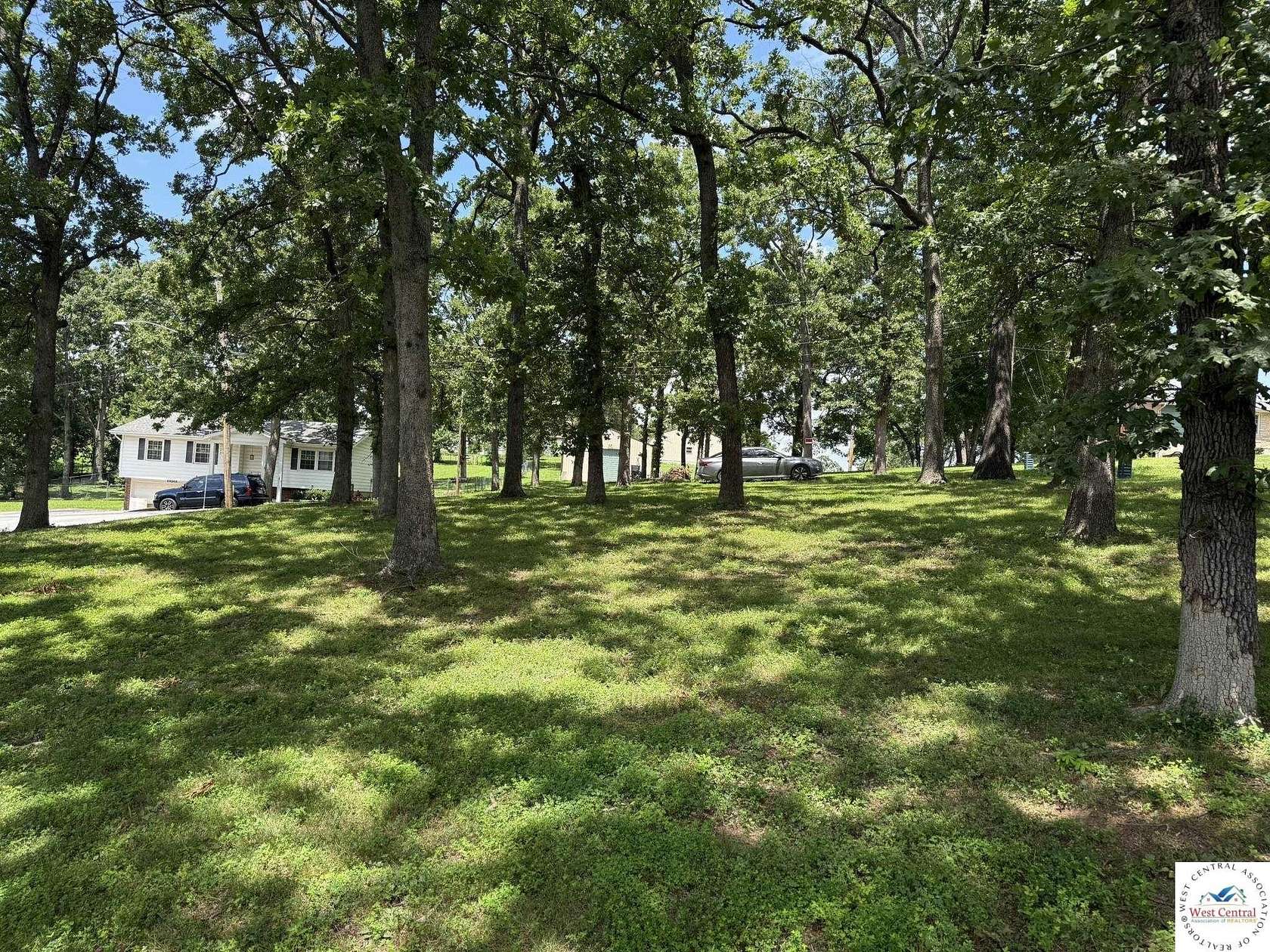 0.25 Acres of Land for Sale in Warsaw, Missouri