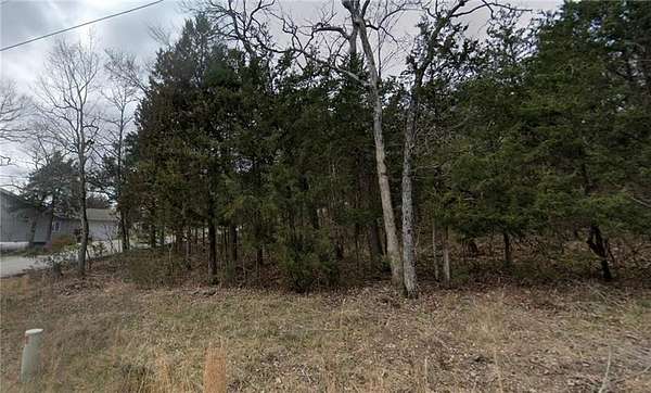 0.48 Acres of Residential Land for Sale in Holiday Island, Arkansas