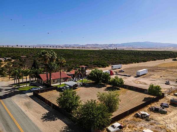 12.4 Acres of Land with Home for Sale in Bakersfield, California