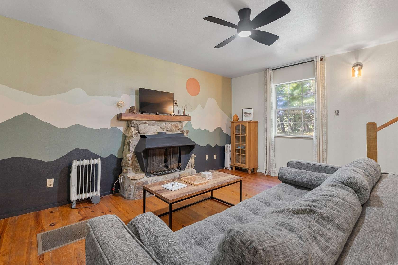 6 Acres of Improved Commercial Land for Sale in Pencil Bluff, Arkansas