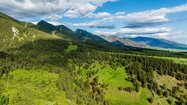 744 Acres of Land for Sale in Big Horn, Wyoming