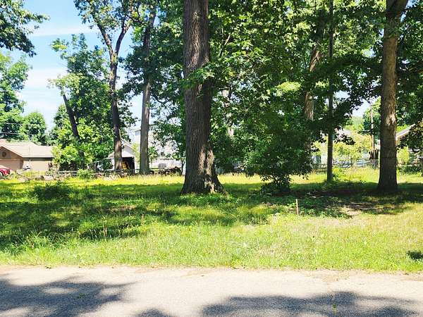 0.19 Acres of Residential Land for Sale in Paw Paw, Michigan