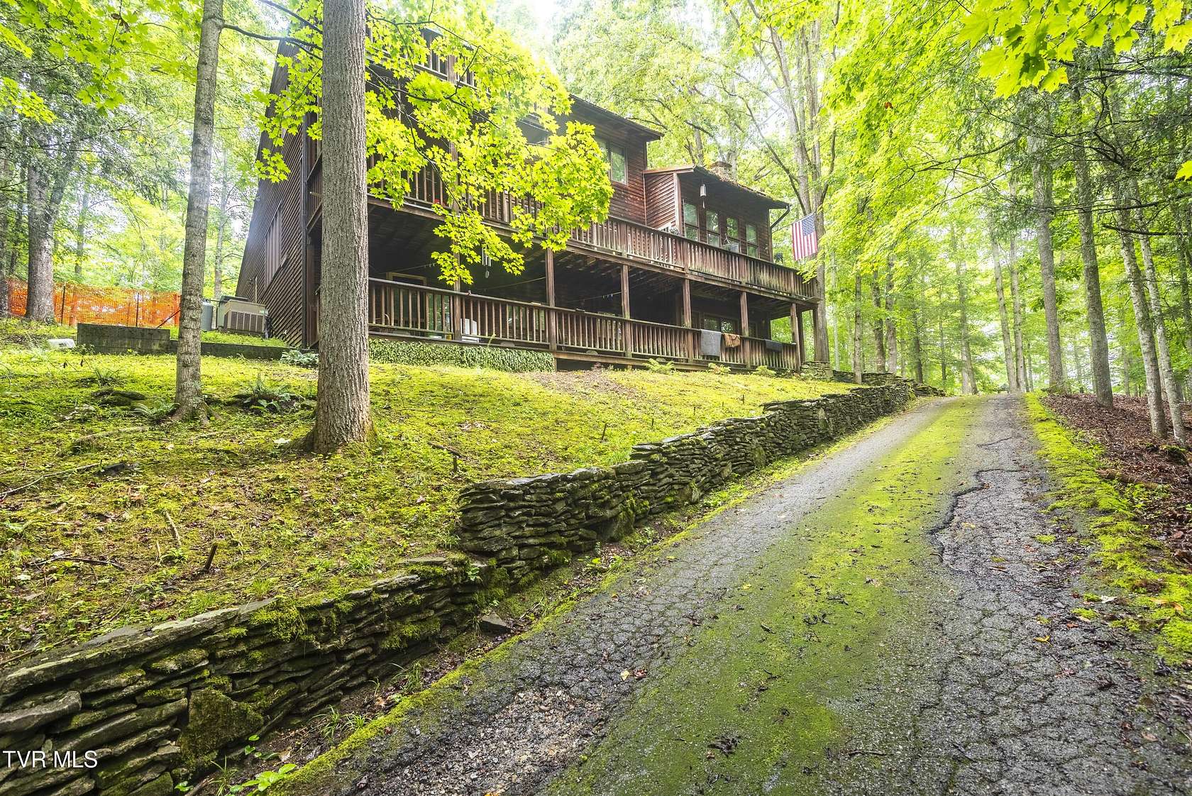 6 Acres of Residential Land with Home for Sale in Haysi, Virginia