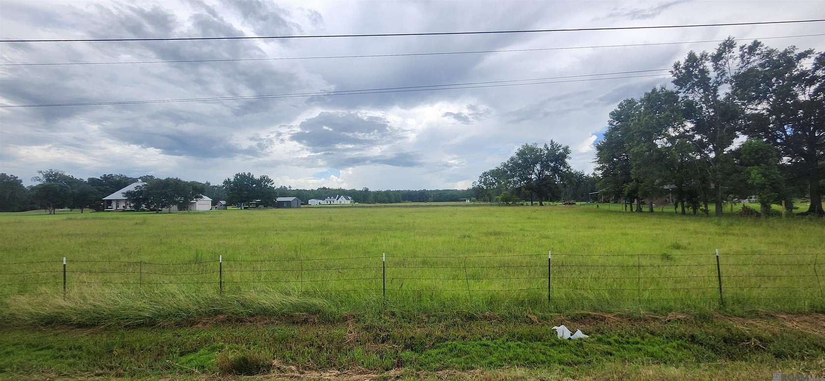 17.3 Acres of Recreational Land for Sale in Saint Amant, Louisiana