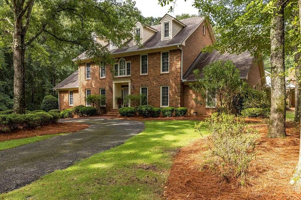 5.59 Acres of Residential Land with Home for Sale in Midland, Georgia