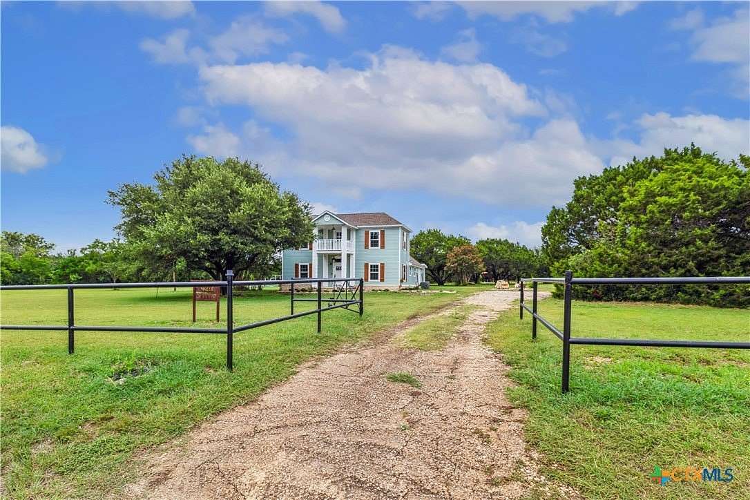 2.15 Acres of Residential Land with Home for Sale in Killeen, Texas