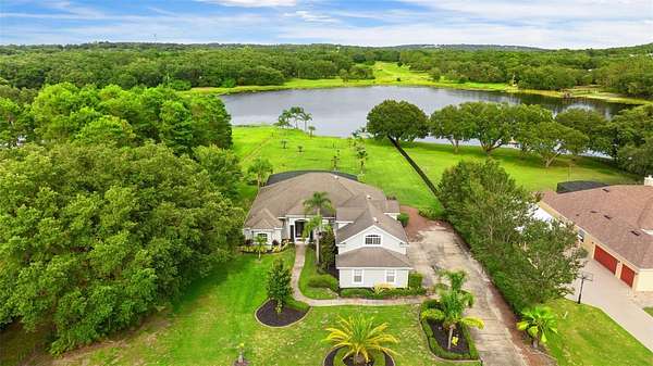 3.34 Acres of Residential Land with Home for Sale in Clermont, Florida