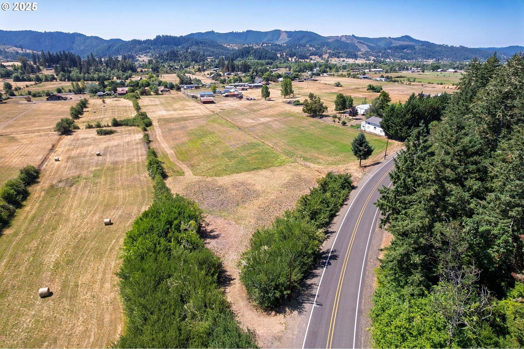 2.78 Acres of Residential Land for Sale in Sutherlin, Oregon