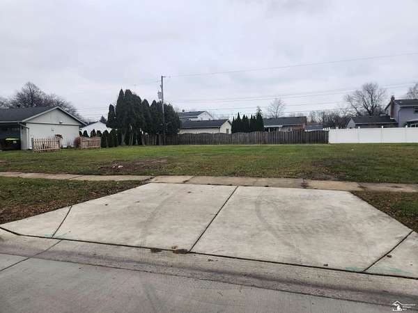0.17 Acres of Residential Land for Sale in Monroe, Michigan