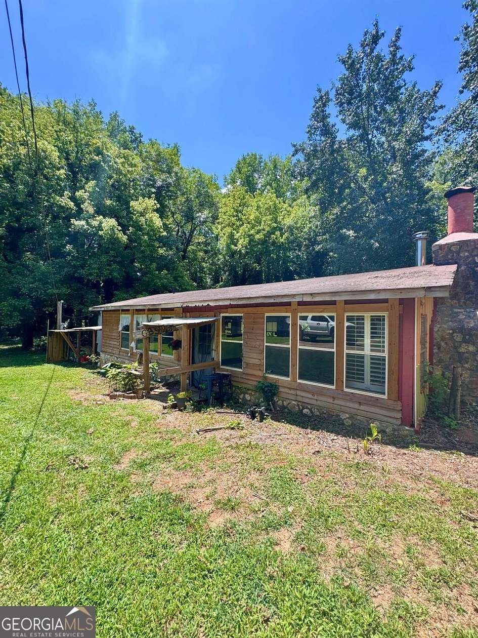 1.75 Acres of Residential Land with Home for Sale in Lindale, Georgia