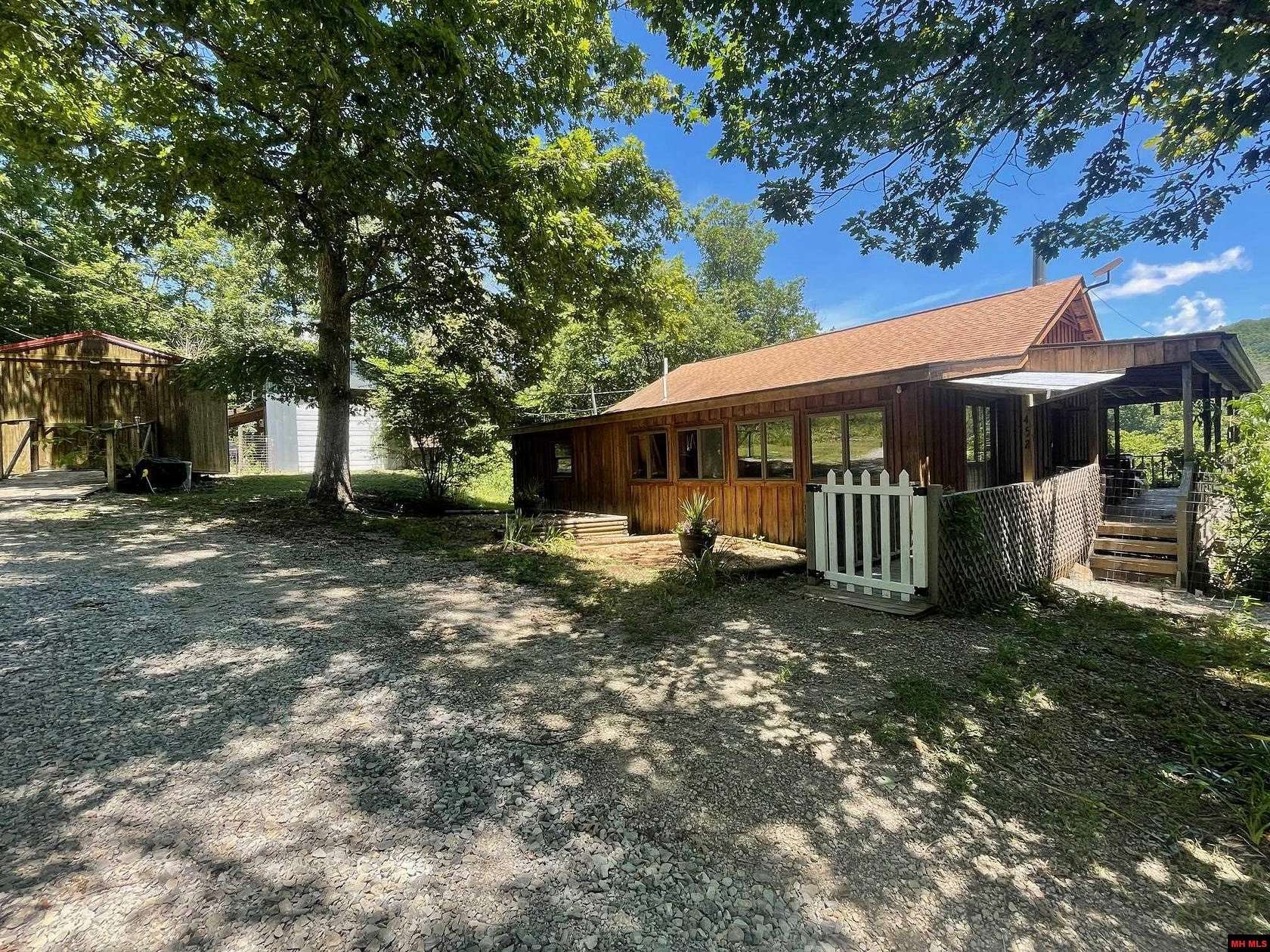 10.6 Acres of Land with Home for Sale in Yellville, Arkansas