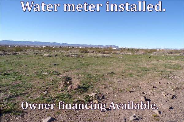 1.38 Acres of Residential Land for Sale in Golden Valley, Arizona