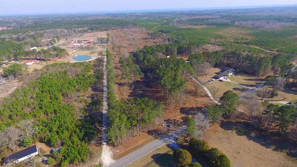 1 Acre of Residential Land for Sale in Cross, South Carolina