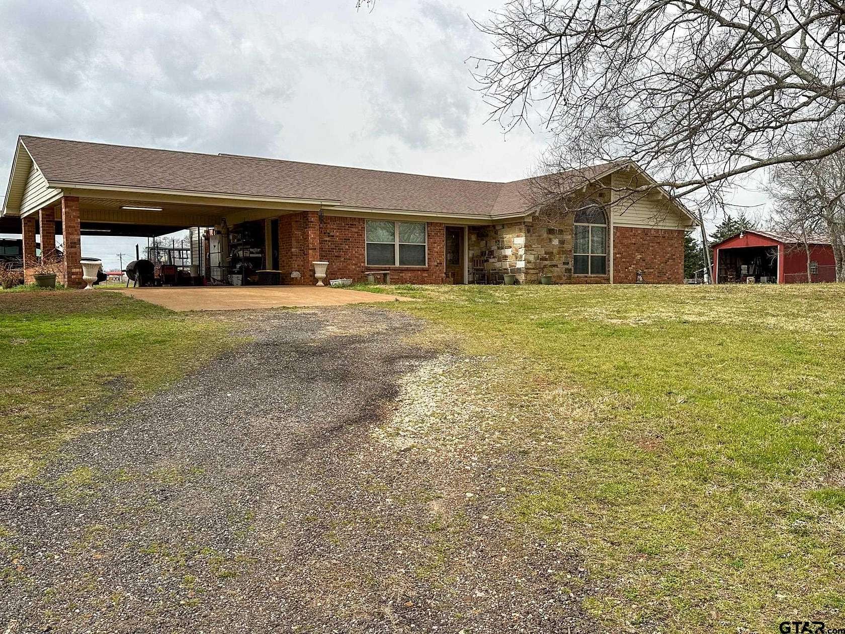 7.5 Acres of Improved Mixed-Use Land for Sale in Jacksonville, Texas