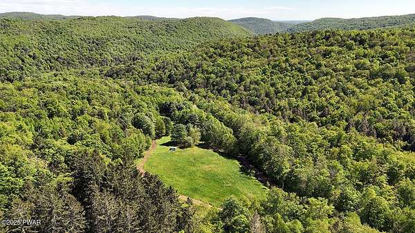 13.4 Acres of Land for Sale in Hancock, New York