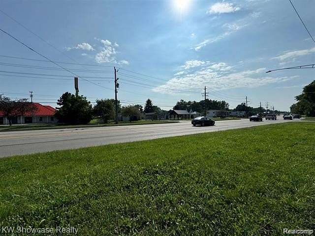 0.5 Acres of Commercial Land for Sale in Waterford, Michigan