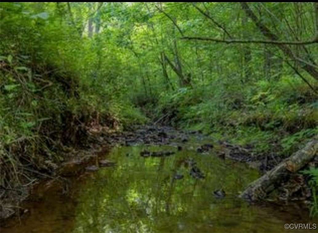 28.9 Acres of Land for Sale in Scottsville, Virginia