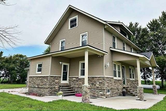 2.39 Acres of Residential Land with Home for Sale in Manson, Iowa