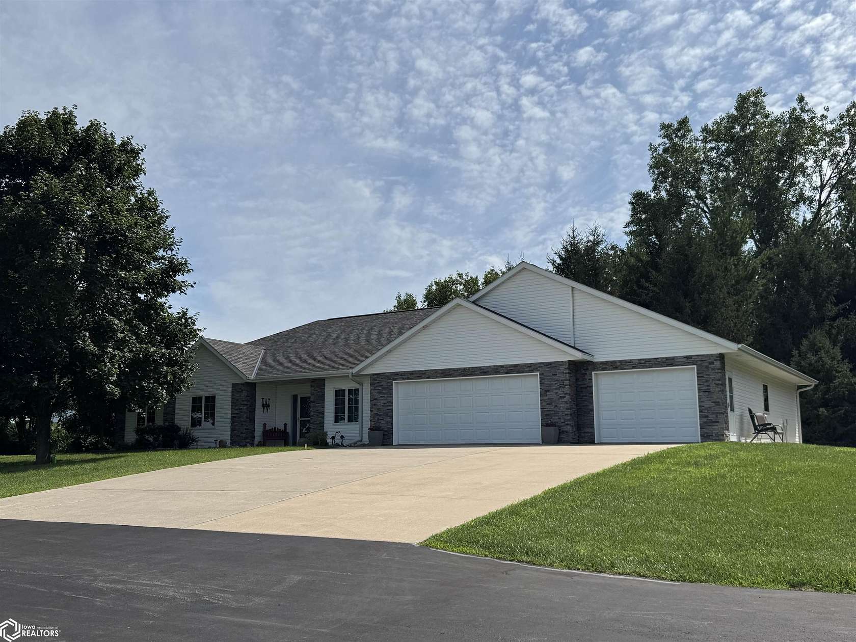 4.55 Acres of Residential Land with Home for Sale in Carroll, Iowa