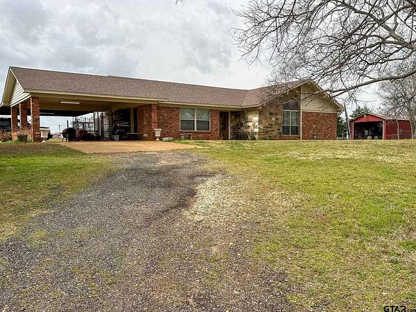 2.6 Acres of Improved Mixed-Use Land for Sale in Jacksonville, Texas