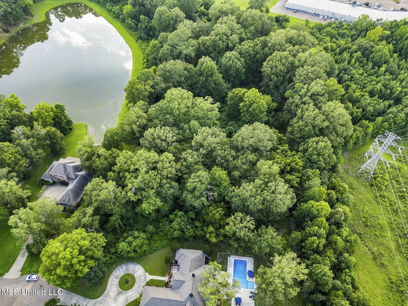 2.12 Acres of Residential Land for Sale in Madison, Mississippi