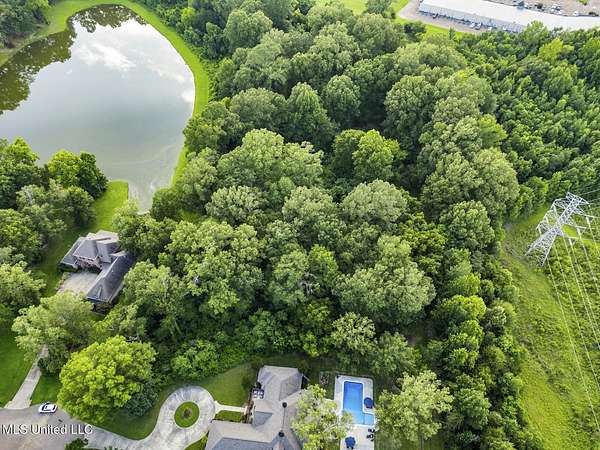 2.12 Acres of Residential Land for Sale in Madison, Mississippi