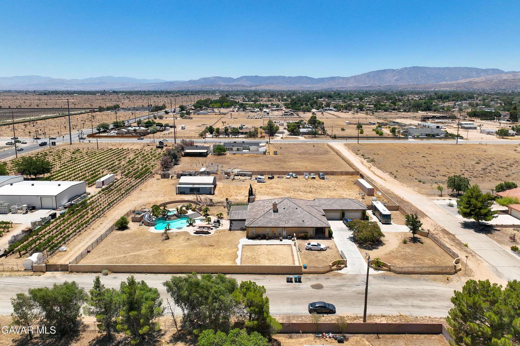 2.33 Acres of Residential Land with Home for Sale in Lancaster, California