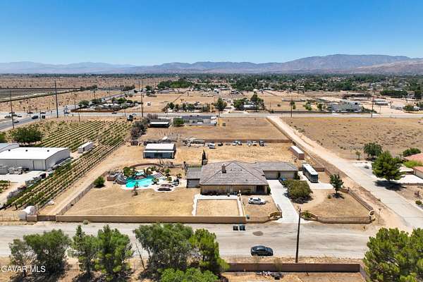 2.33 Acres of Residential Land with Home for Sale in Lancaster, California