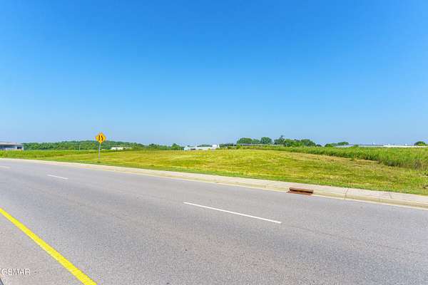 1.53 Acres of Commercial Land for Sale in Maryville, Tennessee
