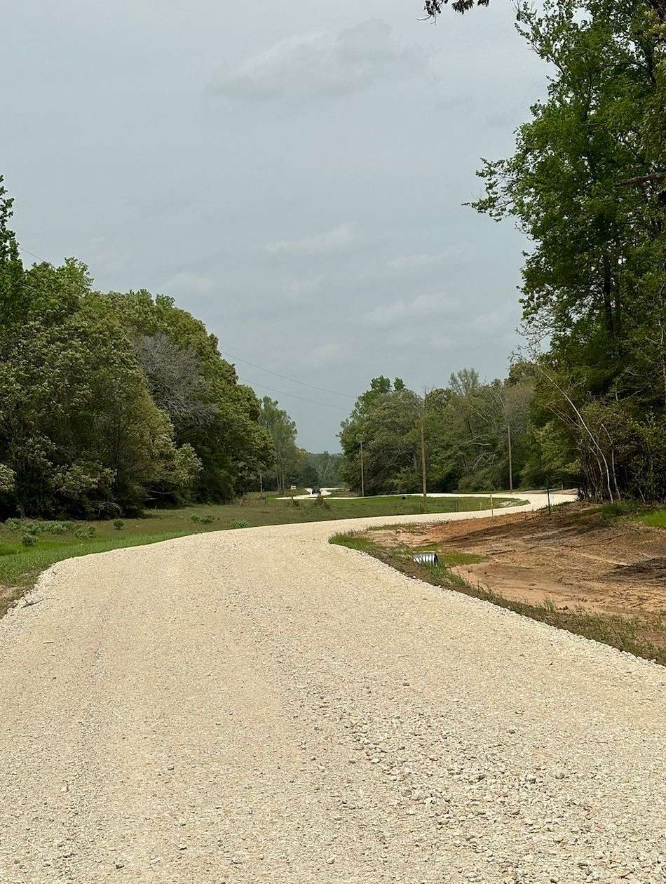 10 Acres of Land for Sale in Oakwood, Texas