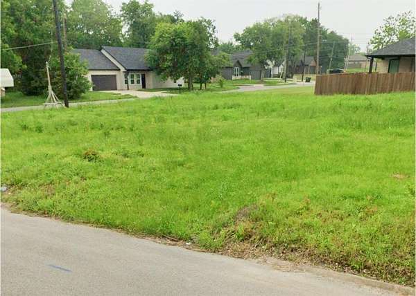 0.12 Acres of Land for Sale in Greenville, Texas